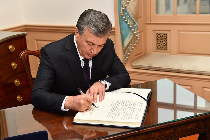 Mirziyoyev 800