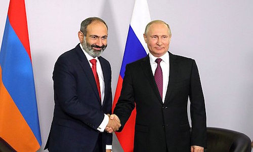 Pashinyan_and_Putin_2018_Armenia.jpg